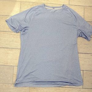 Lululemon Drysense tee XL light blue